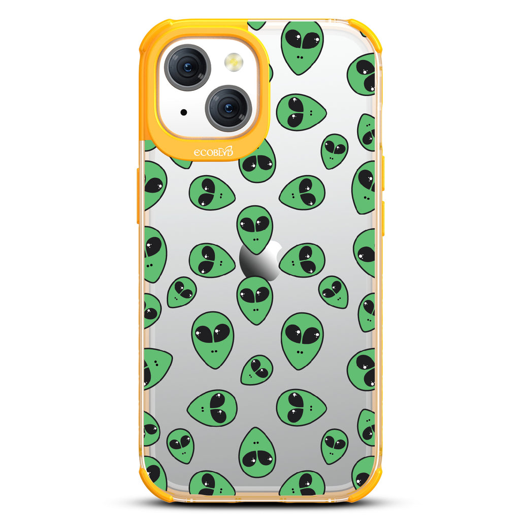Aliens - Green Cartoon Alien Heads - Eco-Friendly Clear iPhone 15 Case With Yellow Rim