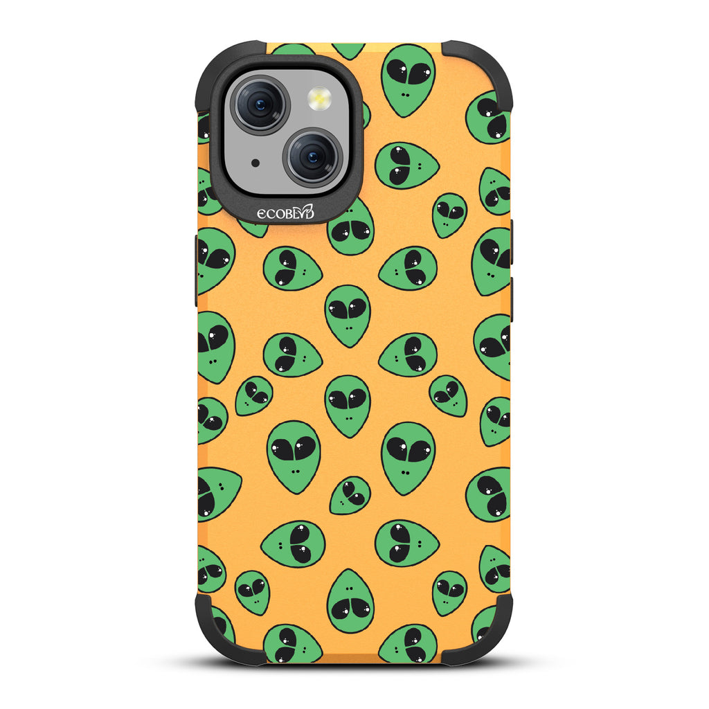 Aliens - Green Cartoon Alien Heads - Yellow Eco-Friendly Rugged iPhone 15 MagSafe Case
